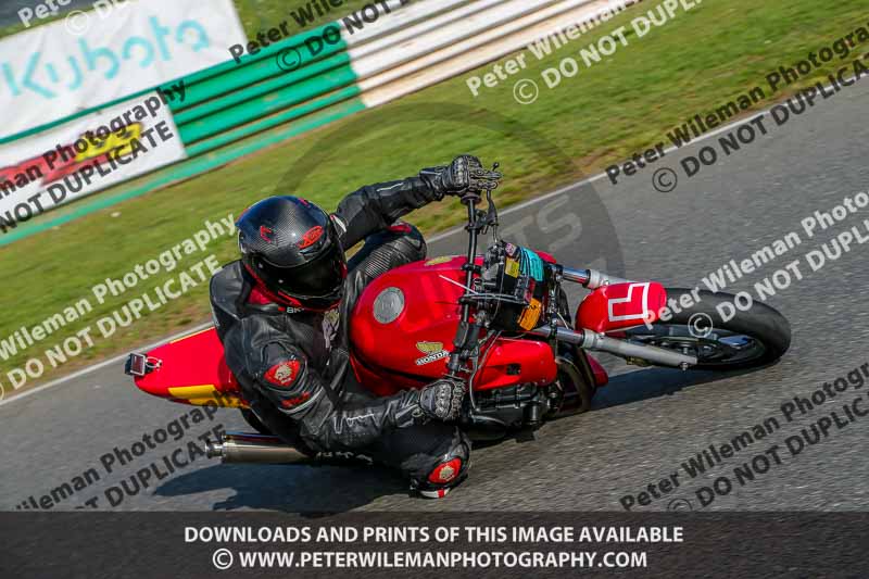 PJM Wedding Photography;enduro digital images;event digital images;eventdigitalimages;mallory park;mallory park photographs;mallory park trackday;mallory park trackday photographs;no limits trackdays;peter wileman photography;racing digital images;trackday digital images;trackday photos